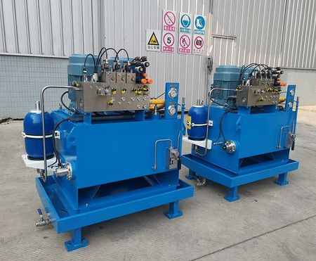 Marine engineering industry: offshore mobile platform 660T heavy crane hydraulic station